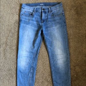 BDG Women’s Cropped Jeans